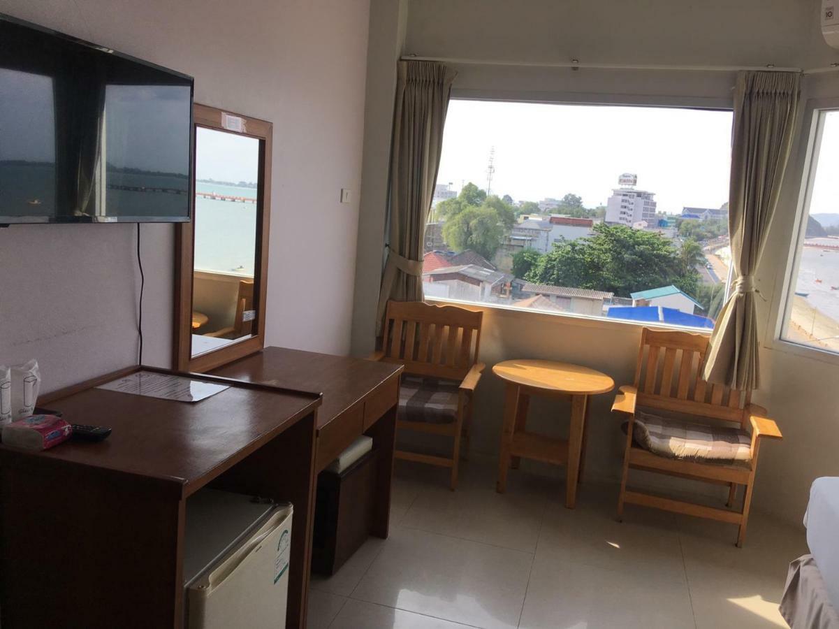 Prachuap Beach Hotel Prachuap Khiri Khan Exterior photo