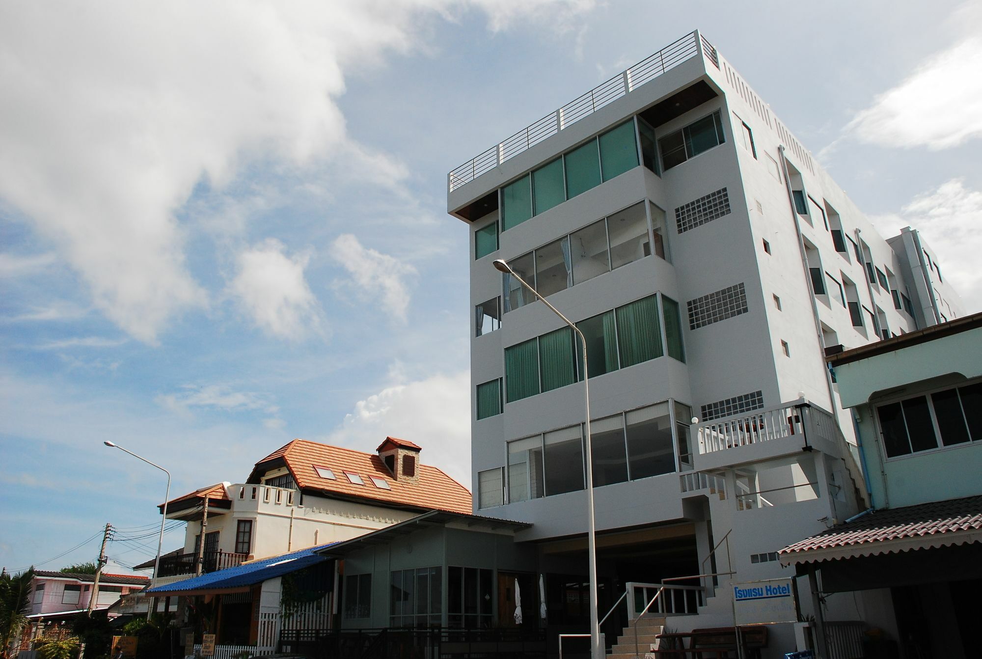Prachuap Beach Hotel Prachuap Khiri Khan Exterior photo
